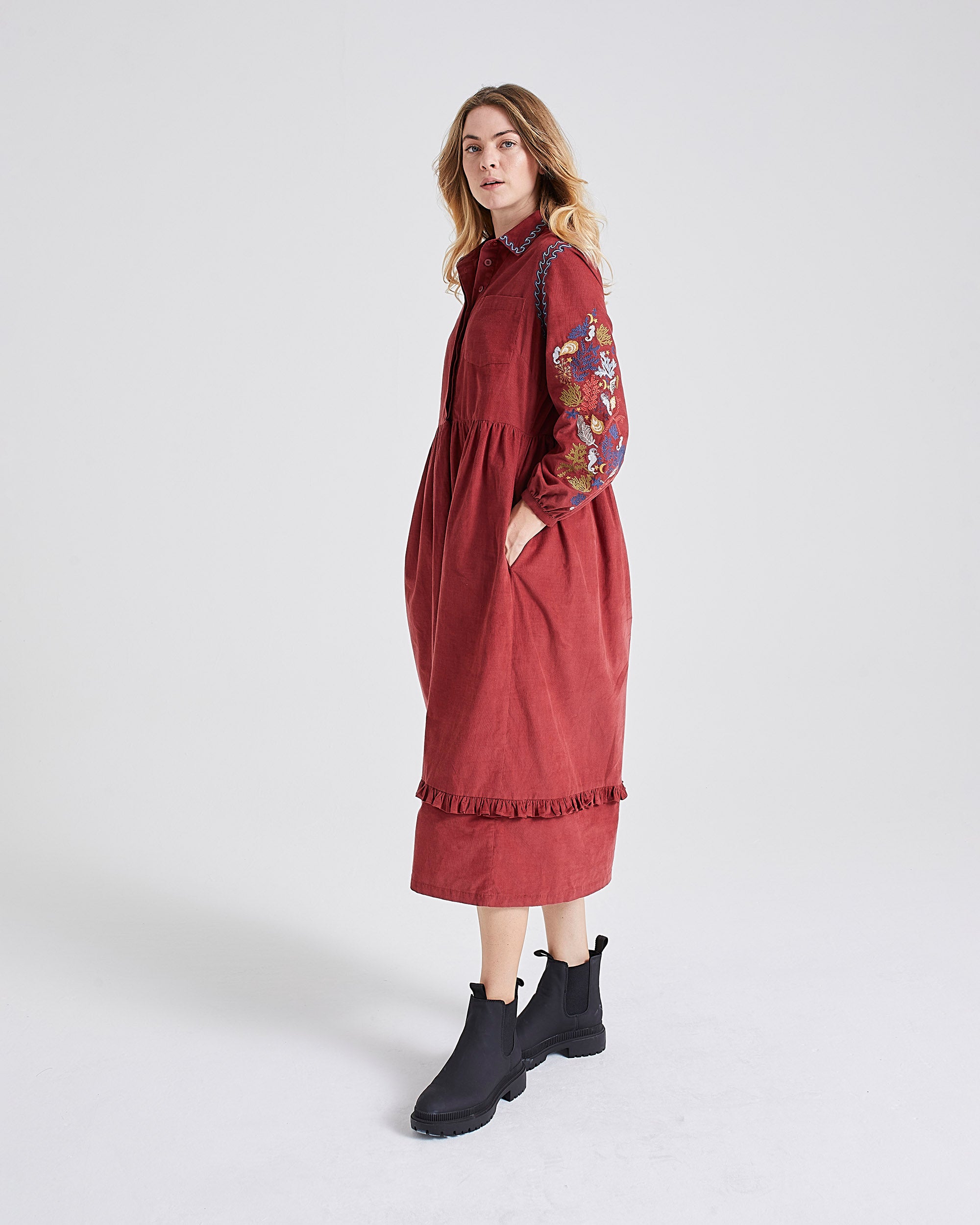 Hama Cord Embroidered Dress – Cape Cove